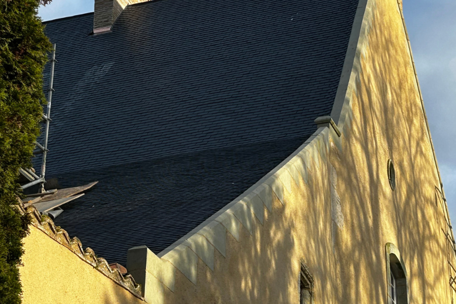 Couverture ch&acirc;teau huill&eacute;