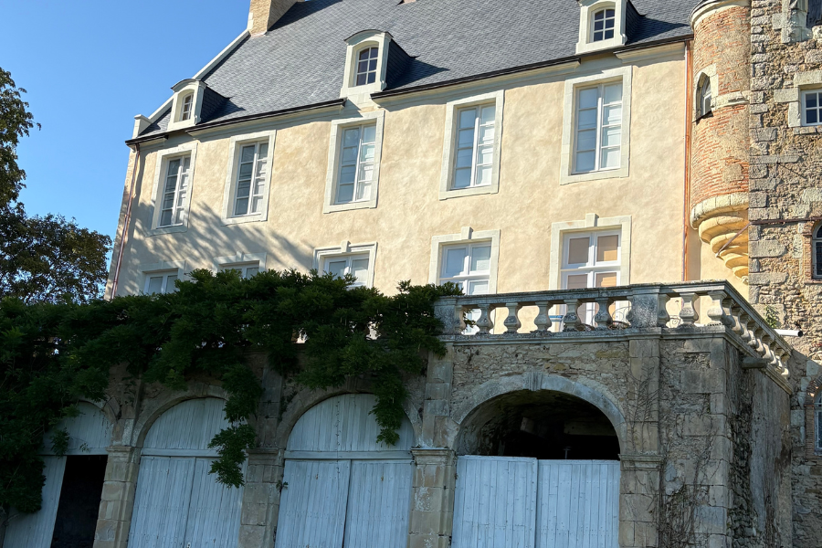 Couverture ch&acirc;teau huill&eacute;